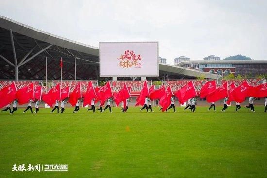 下半场易边再战，第52分钟，维尔布鲁根出球失误萨卡横传门前厄德高推射被解围。